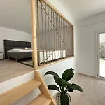 Perla Luxury - Private Patio & Parking Appartamento *