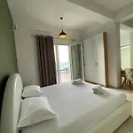 Apartamento Perla Luxury - Private Patio & Parking *
