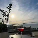 Perla Luxury - Private Patio & Parking Apartamento *