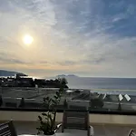 Perla Luxury - Private Patio & Parking * Vlorë