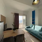 Perla Luxury - Private Patio & Parking *
