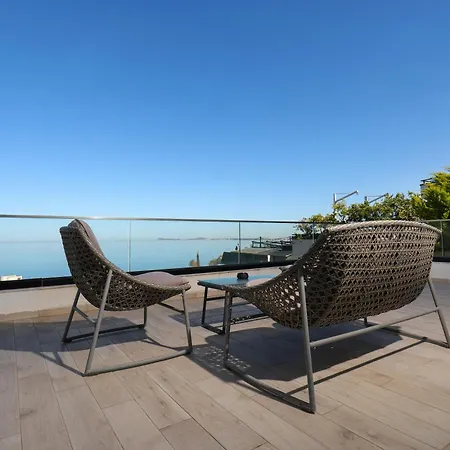 Perla Luxury - Private Patio & Parking Vlorë