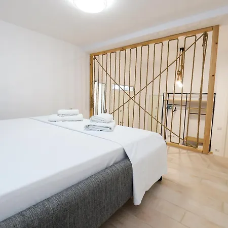 Perla Luxury - Private Patio & Parking 公寓 *