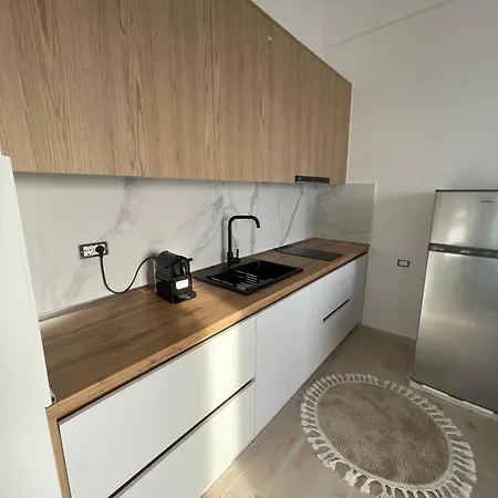 Perla Luxury - Private Patio & Parking Vlorë