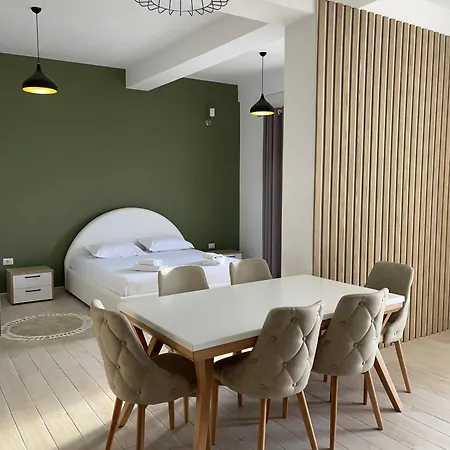 Apartment Perla Luxury - Private Patio & Parking