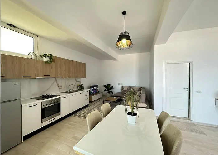 Appartement Perla Luxury - Private Patio & Parking