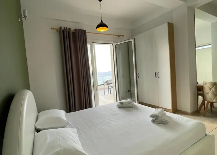 Appartement Perla Luxury - Private Patio & Parking *