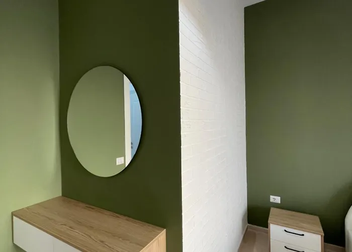 Perla Luxury - Private Patio & Parking * Vlorë