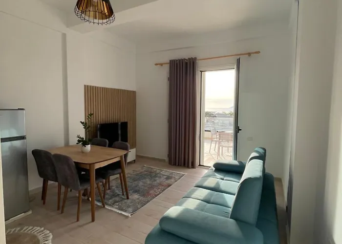 Appartement Perla Luxury - Private Patio & Parking Vlorë