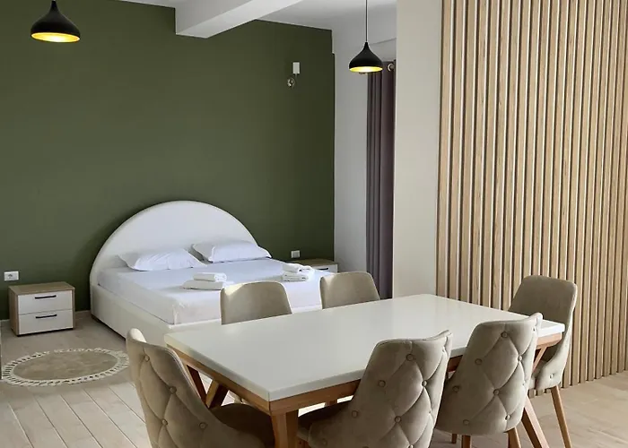 Appartement Perla Luxury - Private Patio & Parking