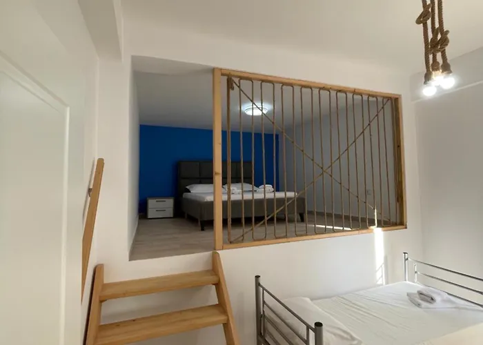 Perla Luxury - Private Patio & Parking *